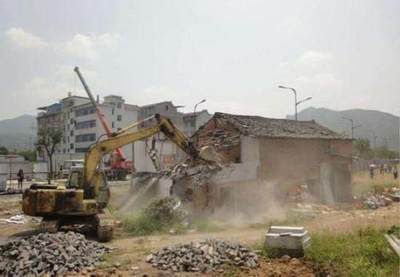 养殖用地上盖房子属于违建吗